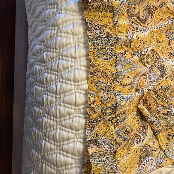 A beautiful top - Picture 5 of 5